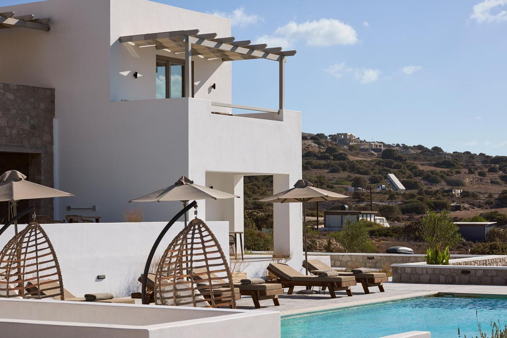 Kedros Milos Suites Adamantas  Exterior foto