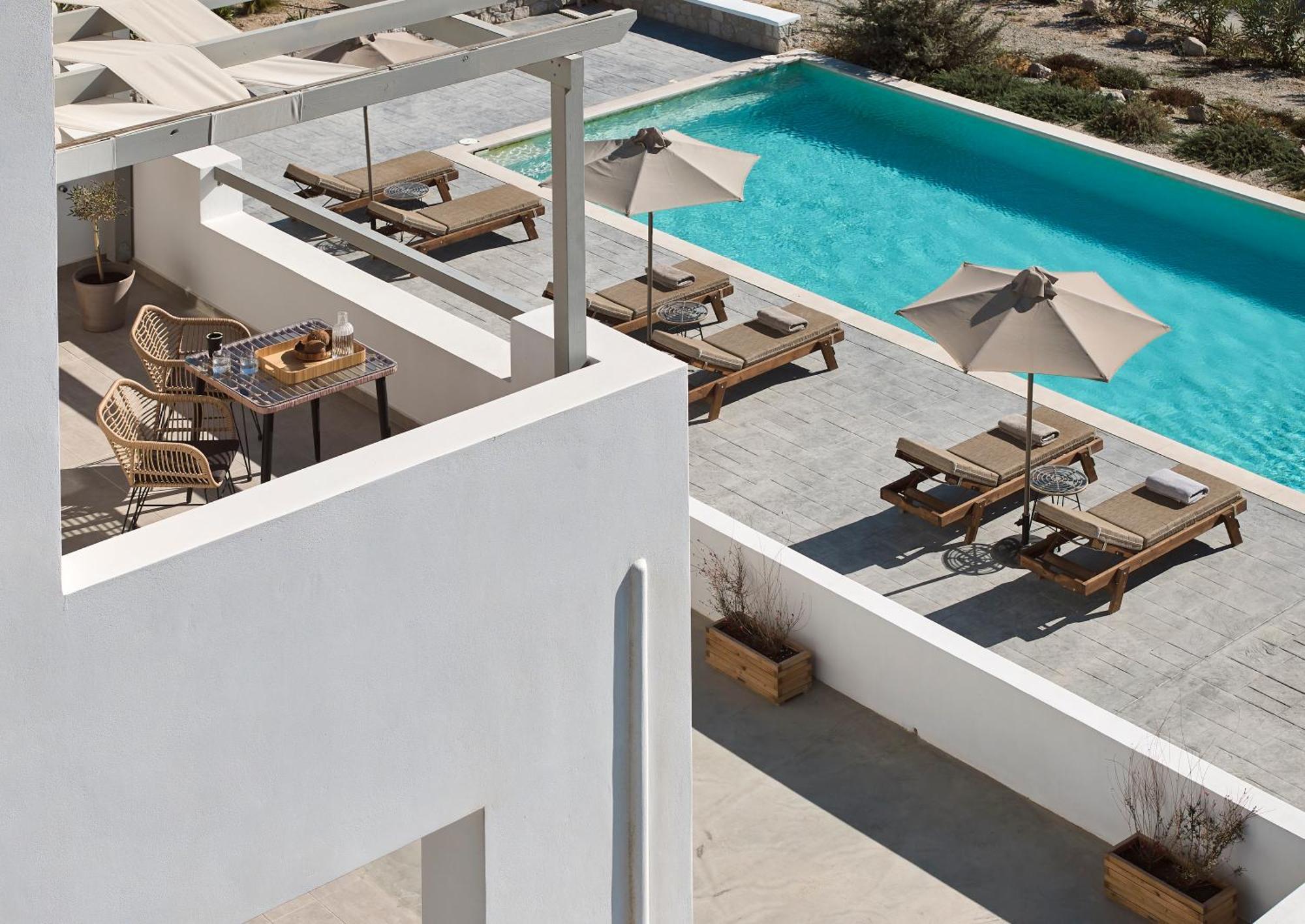 Kedros Milos Suites Adamantas  Exterior foto