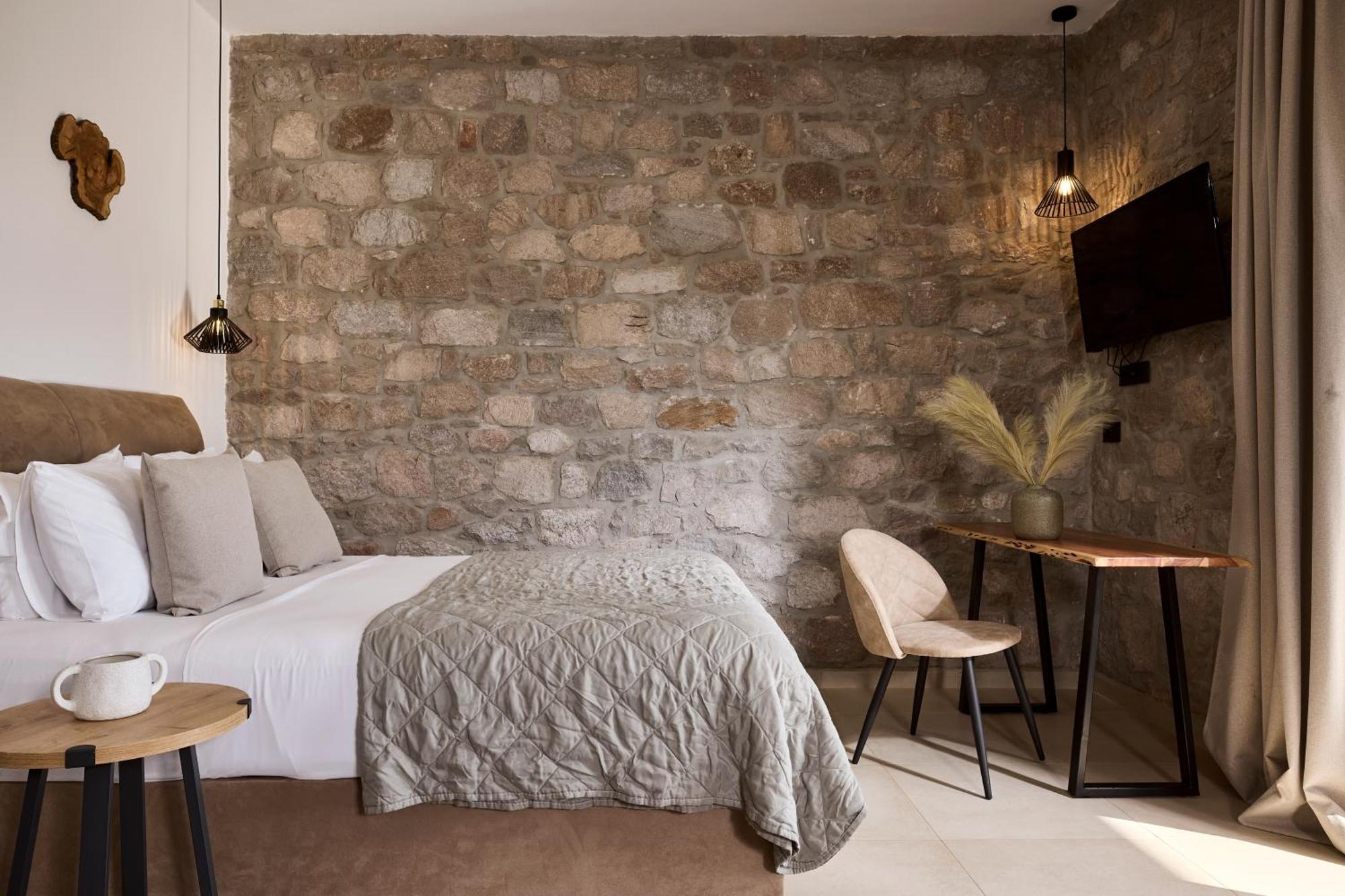 Kedros Milos Suites Adamantas  Exterior foto