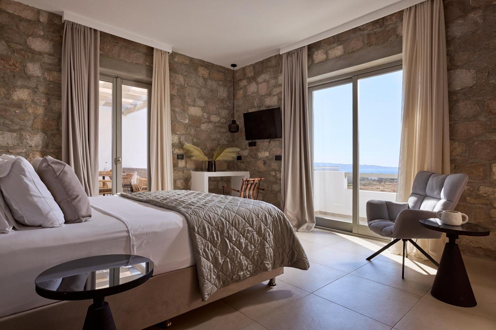 Kedros Milos Suites Adamantas  Zimmer foto